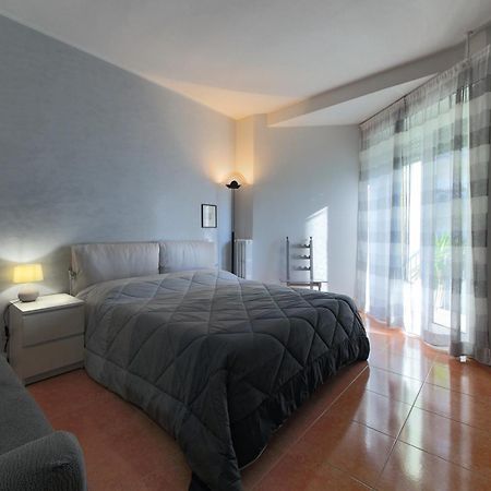 Private Parking - Family Home - 15 Min To Venice Местре Екстер'єр фото