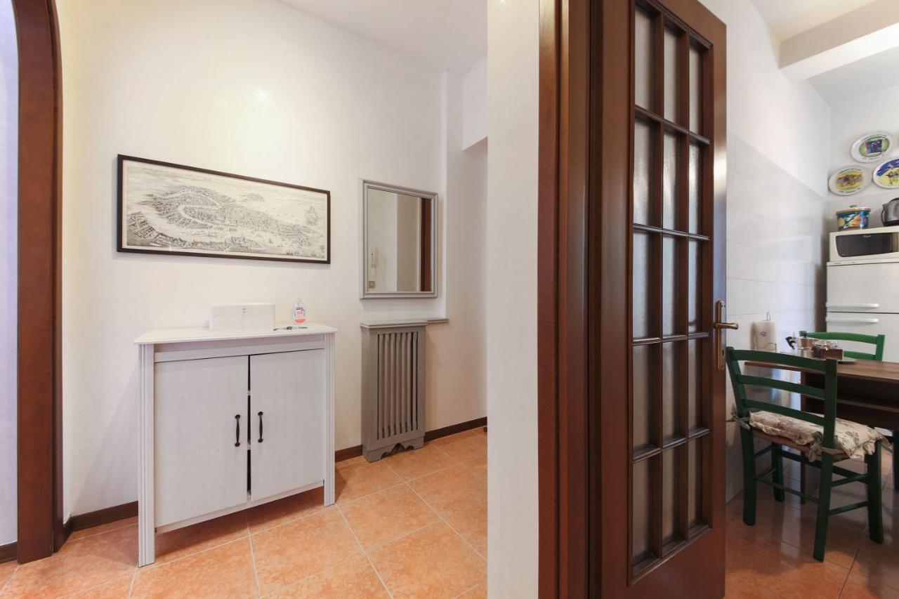 Private Parking - Family Home - 15 Min To Venice Местре Екстер'єр фото
